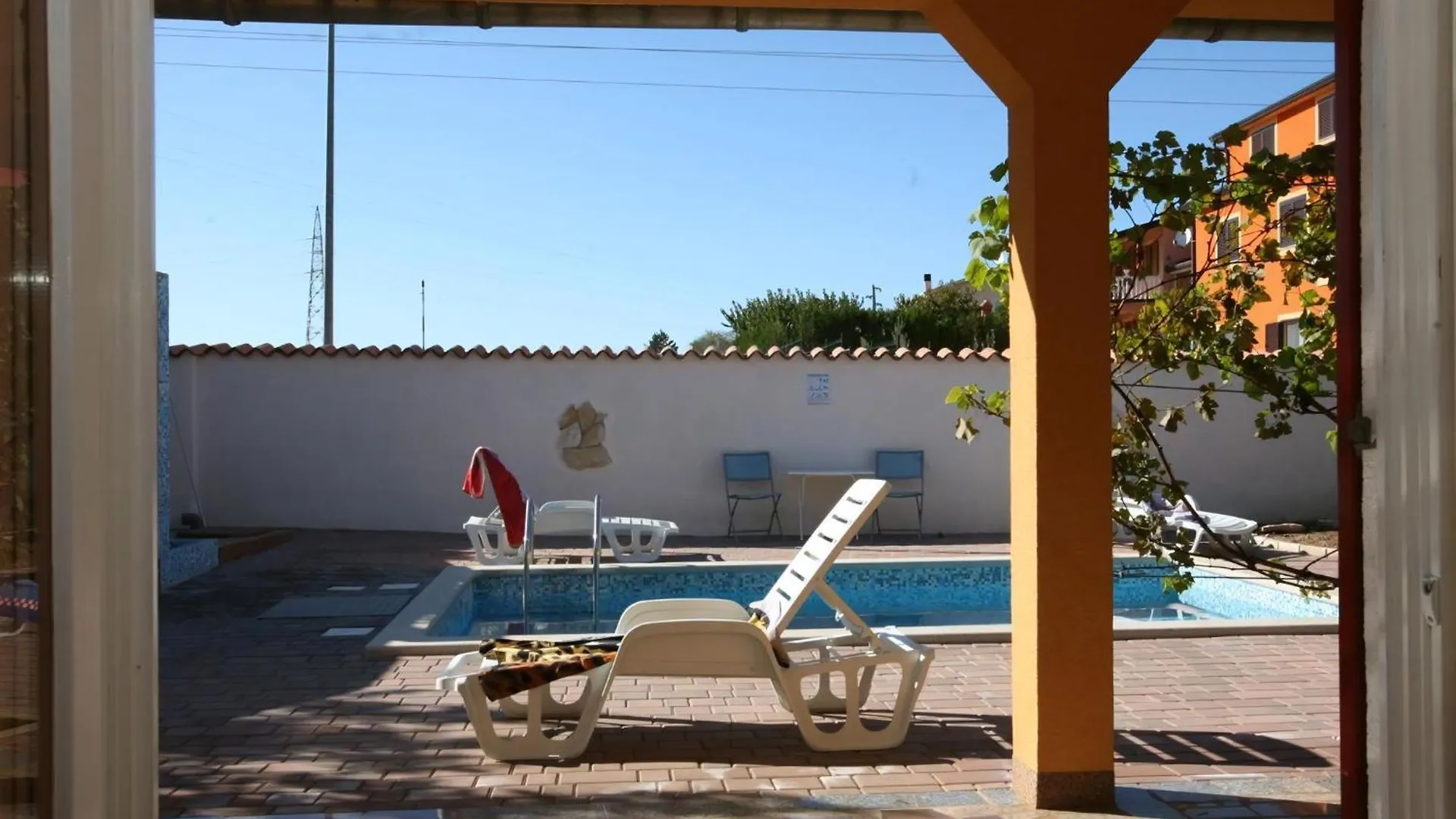 Сasa de vacaciones Klimatisiertes Ferienhaus Mit Garten In Kaštel